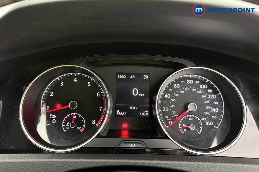 Volkswagen Golf R-Line Manual Petrol Hatchback - Stock Number (1628498) - 4th supplementary image