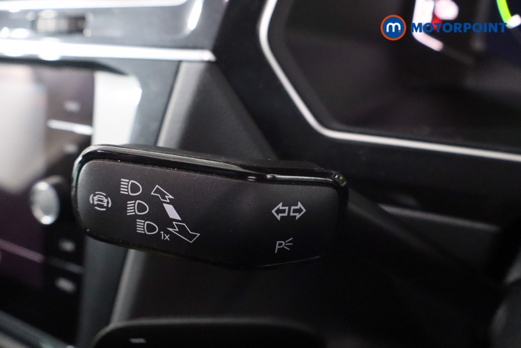 Volkswagen Tiguan R-Line Automatic Petrol Plug-In Hybrid SUV - Stock Number (1628550) - 16th supplementary image