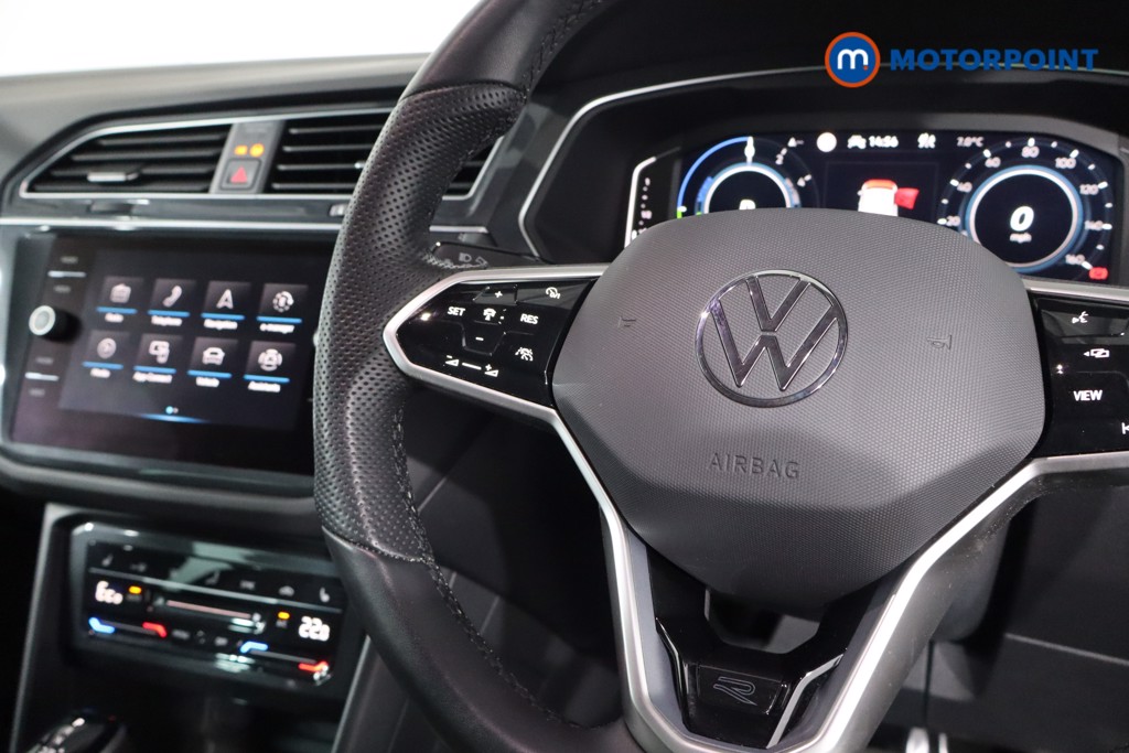 Volkswagen Tiguan R-Line Automatic Petrol Plug-In Hybrid SUV - Stock Number (1628550) - 21st supplementary image