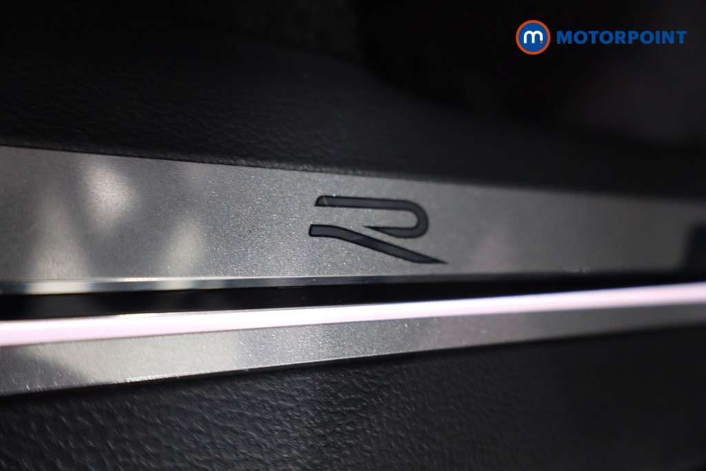 Volkswagen Tiguan R-Line Automatic Petrol Plug-In Hybrid SUV - Stock Number (1628550) - 29th supplementary image