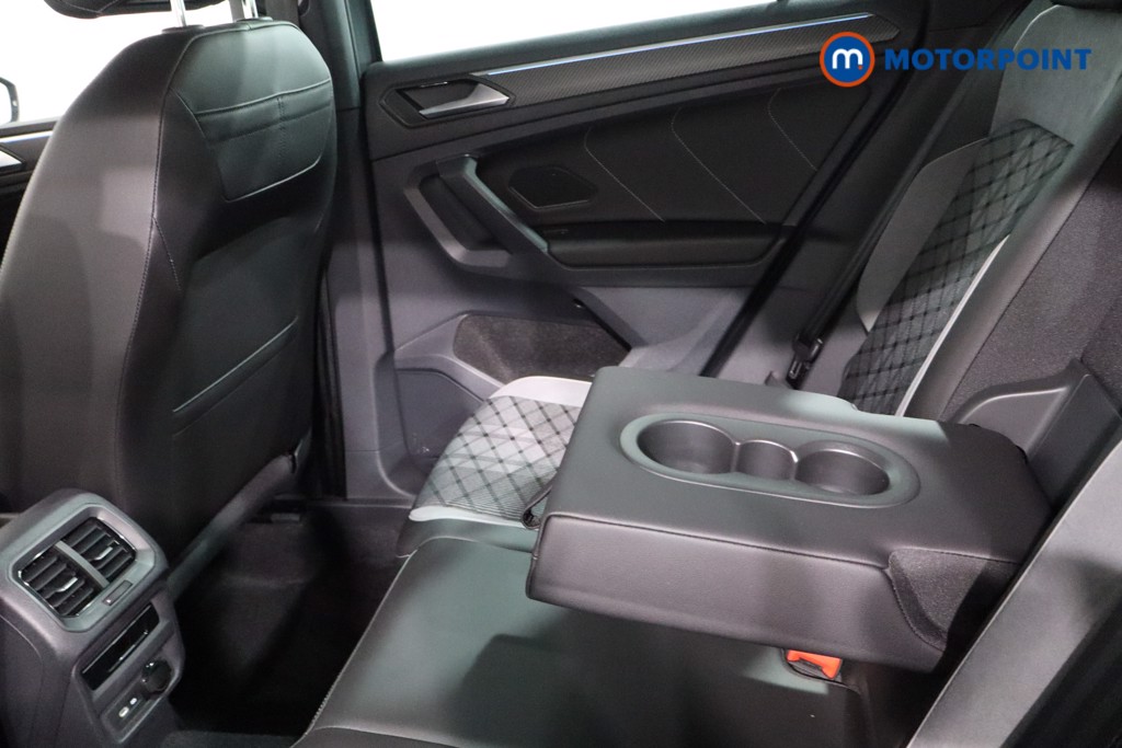 Volkswagen Tiguan R-Line Automatic Petrol Plug-In Hybrid SUV - Stock Number (1628550) - 32nd supplementary image