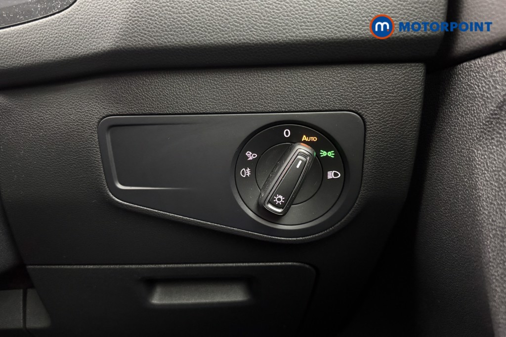 Volkswagen Tiguan R-Line Automatic Petrol SUV - Stock Number (1628583) - 18th supplementary image