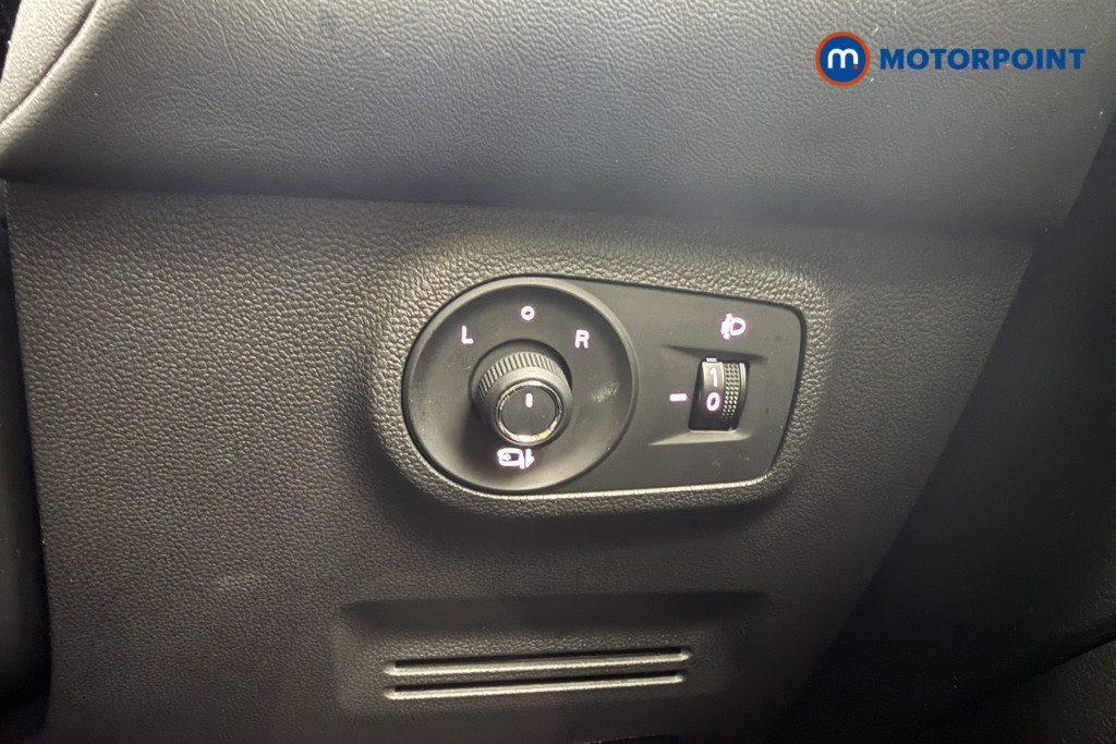 Mg Motor Uk ZS Exclusive Manual Petrol SUV - Stock Number (1628709) - 15th supplementary image