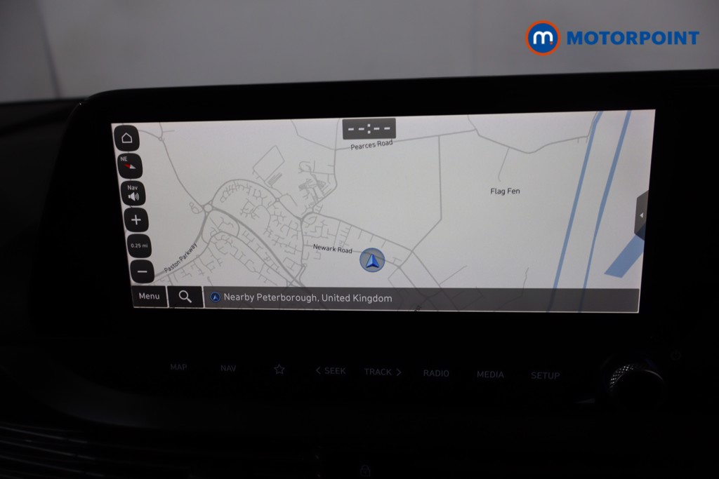 Hyundai I20 Premium Manual Petrol Hatchback - Stock Number (1628725) - 2nd supplementary image