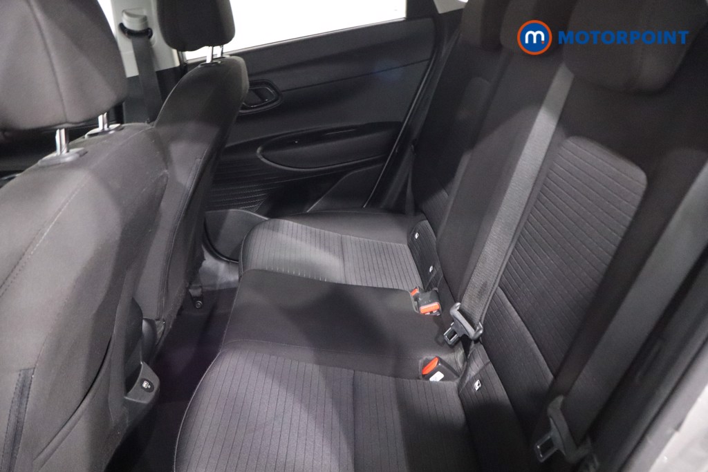 Hyundai I20 Premium Manual Petrol Hatchback - Stock Number (1628725) - 5th supplementary image