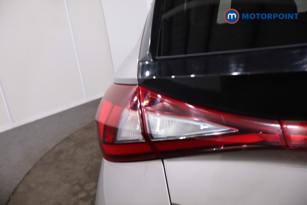 Hyundai I20 Premium Manual Petrol Hatchback - Stock Number (1628725) - 33rd supplementary image