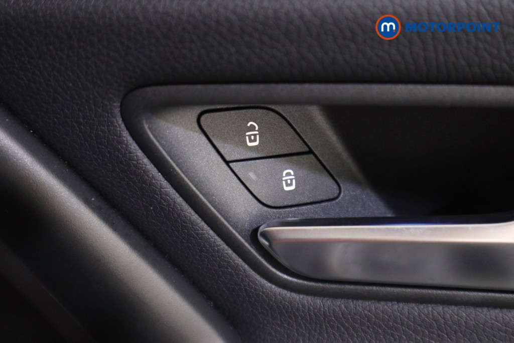 Mercedes-Benz CLA Amg Line Automatic Petrol Coupe - Stock Number (1628806) - 16th supplementary image