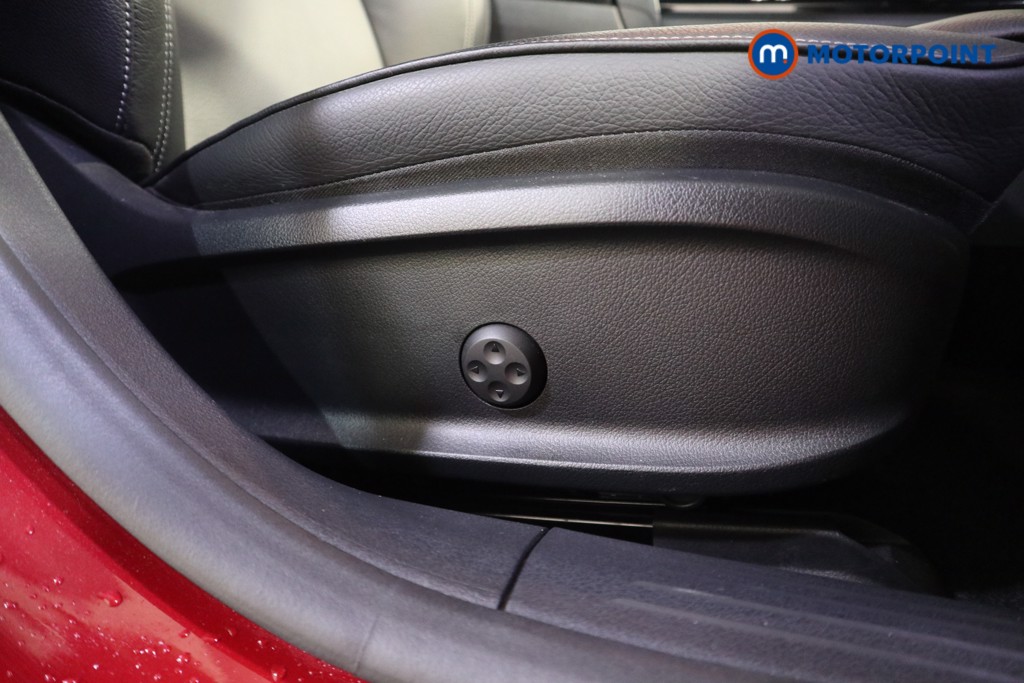 Mercedes-Benz CLA Amg Line Automatic Petrol Coupe - Stock Number (1628806) - 19th supplementary image