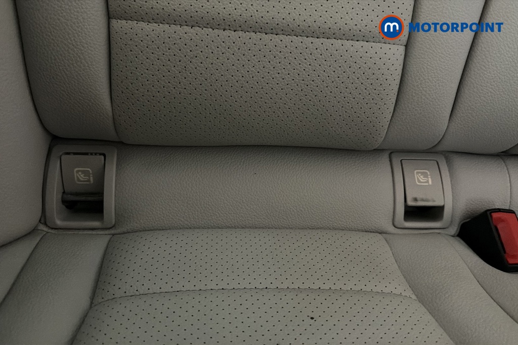 Mercedes-Benz C Class Sport Manual Petrol Saloon - Stock Number (1628837) - 27th supplementary image