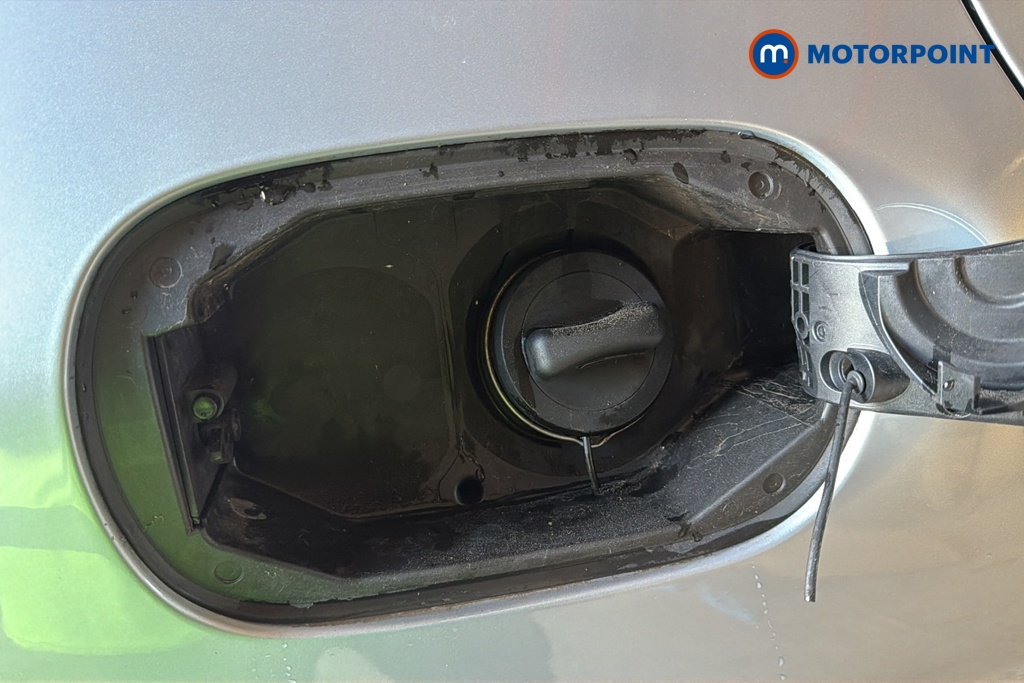 Mercedes-Benz C Class Sport Manual Petrol Saloon - Stock Number (1628837) - 41st supplementary image