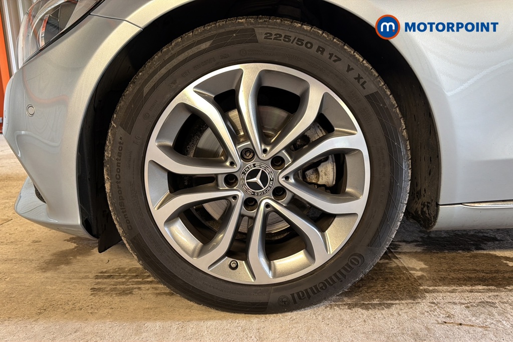 Mercedes-Benz C Class Sport Manual Petrol Saloon - Stock Number (1628837) - 44th supplementary image