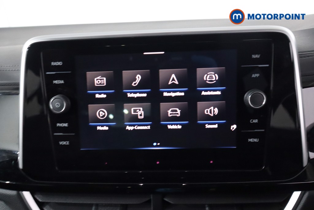 Volkswagen T-Roc R-Line Automatic Petrol SUV - Stock Number (1628918) - 2nd supplementary image