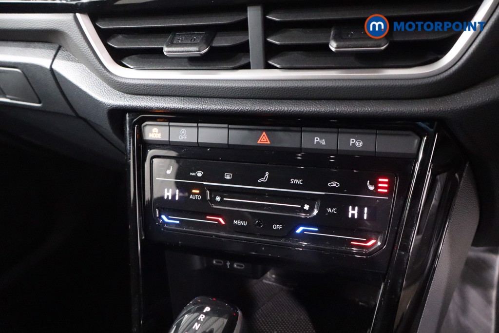Volkswagen T-Roc R-Line Automatic Petrol SUV - Stock Number (1628918) - 22nd supplementary image
