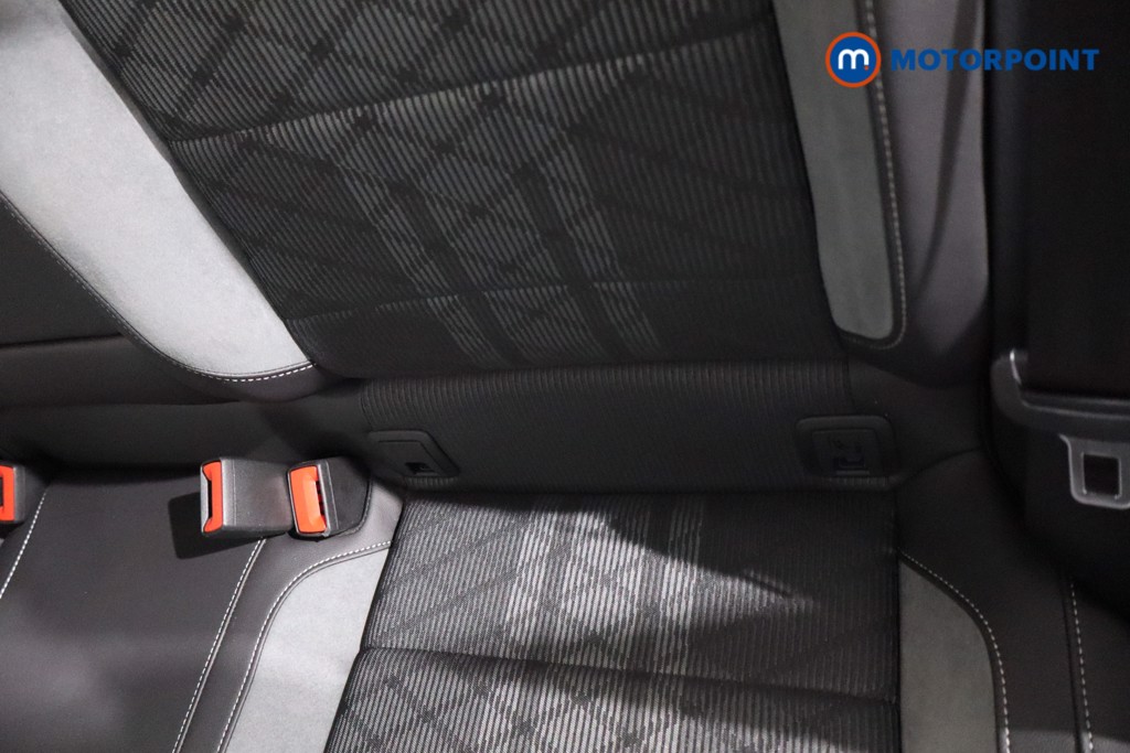 Volkswagen T-Roc R-Line Automatic Petrol SUV - Stock Number (1628918) - 30th supplementary image