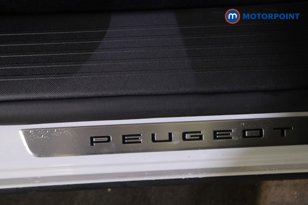 Peugeot 3008 GT Automatic Petrol SUV - Stock Number (1628962) - 16th supplementary image