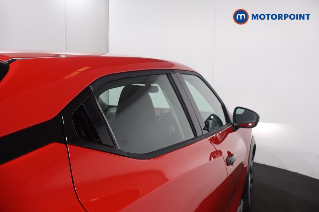 Nissan Juke Acenta Premium Manual Petrol SUV - Stock Number (1629139) - 17th supplementary image