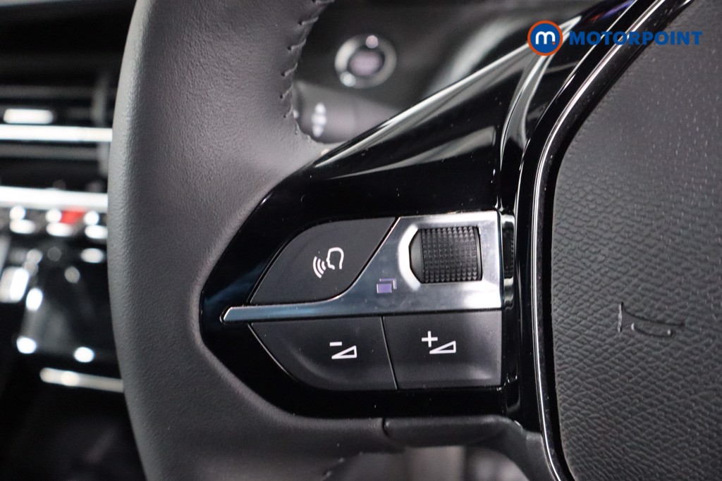 Peugeot 2008 Allure Manual Petrol SUV - Stock Number (1629185) - 7th supplementary image