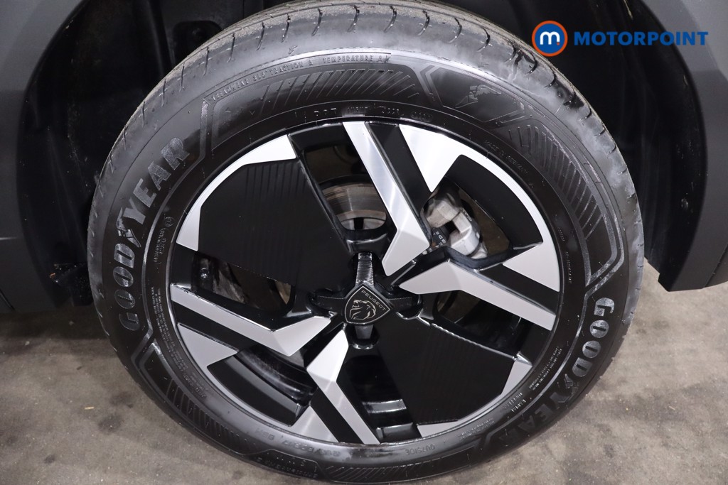 Peugeot 2008 Allure Manual Petrol SUV - Stock Number (1629185) - 12th supplementary image