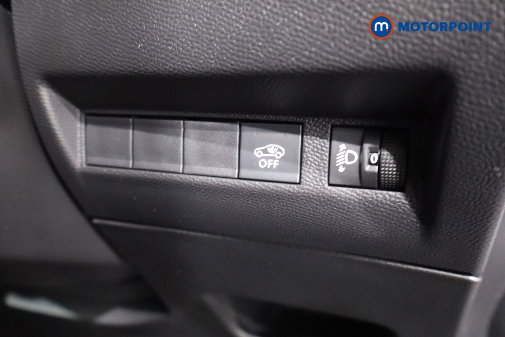 Peugeot 2008 Allure Manual Petrol SUV - Stock Number (1629185) - 17th supplementary image