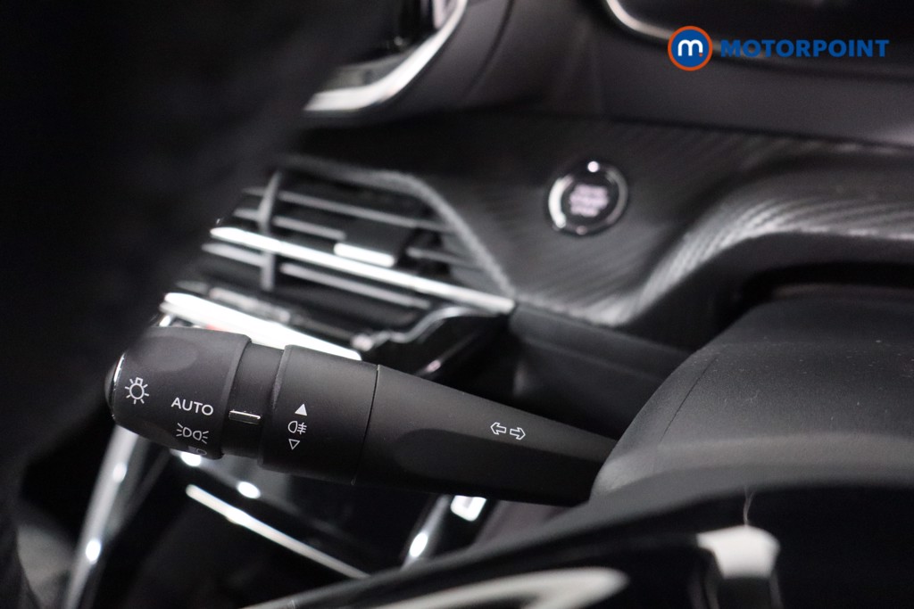 Peugeot 2008 Allure Manual Petrol SUV - Stock Number (1629203) - 14th supplementary image