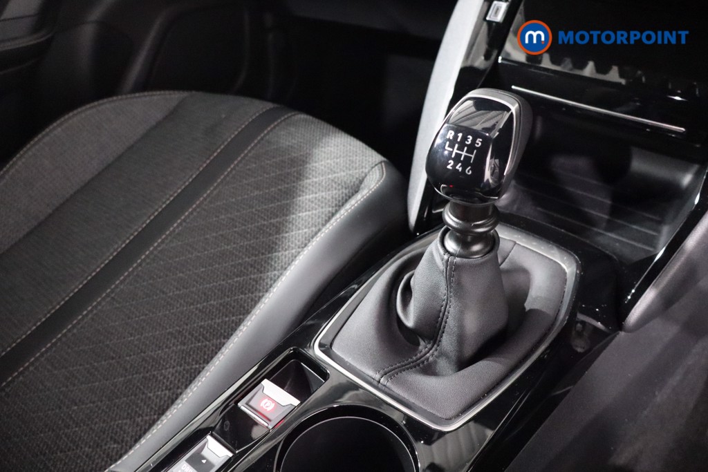 Peugeot 2008 Allure Manual Petrol SUV - Stock Number (1629203) - 20th supplementary image