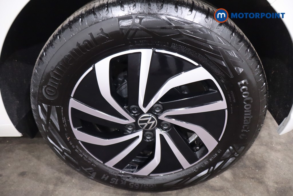 Volkswagen Polo Life Manual Petrol Hatchback - Stock Number (1629210) - 12th supplementary image