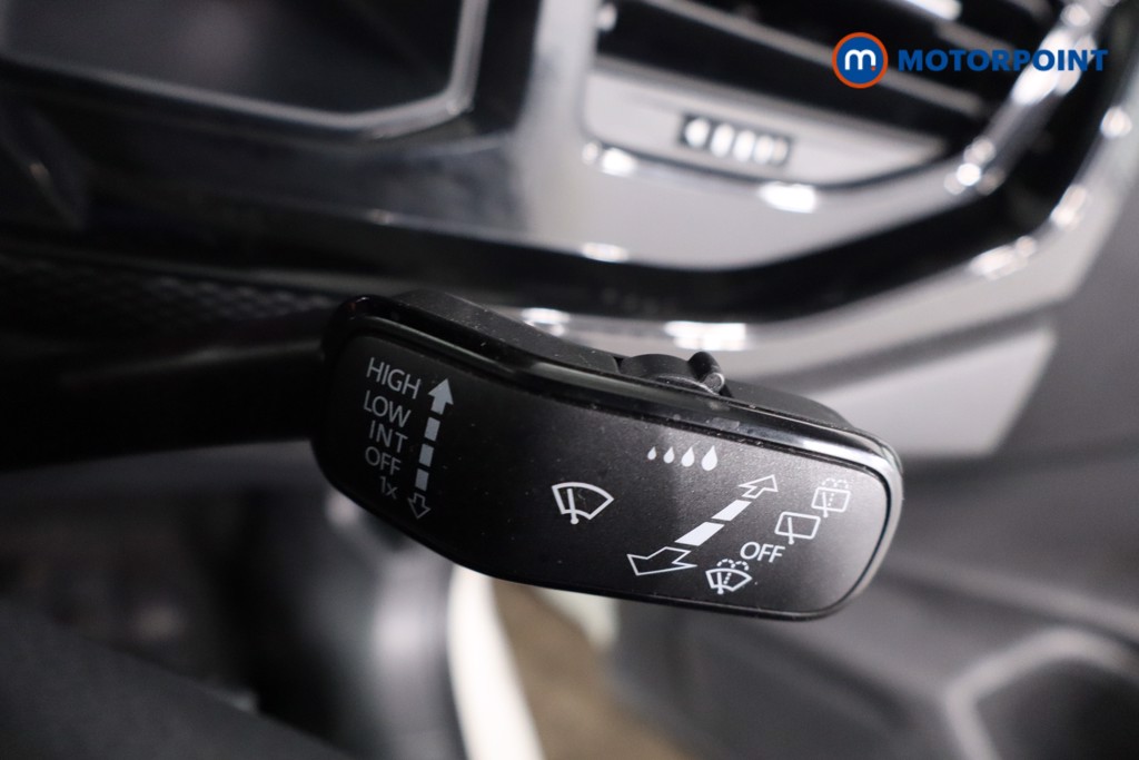 Volkswagen Polo Life Manual Petrol Hatchback - Stock Number (1629210) - 15th supplementary image