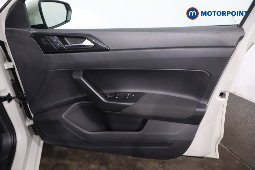 Volkswagen Polo Life Manual Petrol Hatchback - Stock Number (1629210) - 23rd supplementary image