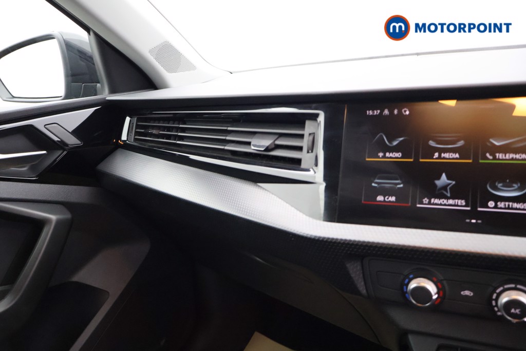 Audi A1 Technik Manual Petrol Hatchback - Stock Number (1629234) - 10th supplementary image