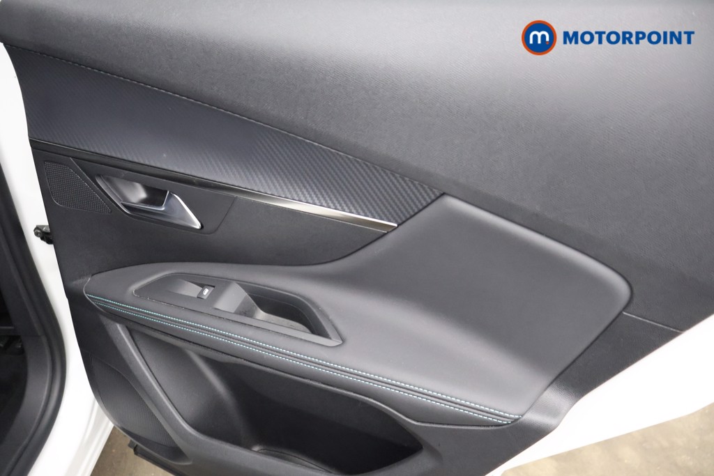 Peugeot 3008 Allure Automatic Petrol SUV - Stock Number (1629239) - 15th supplementary image