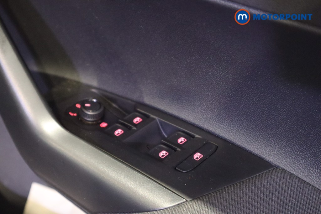 Volkswagen Polo Match Manual Petrol Hatchback - Stock Number (1629758) - 13th supplementary image