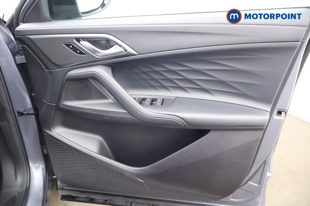 Mg Motor Uk HS Trophy Automatic Petrol-Electric Hybrid SUV - Stock Number (1629791) - 8th supplementary image