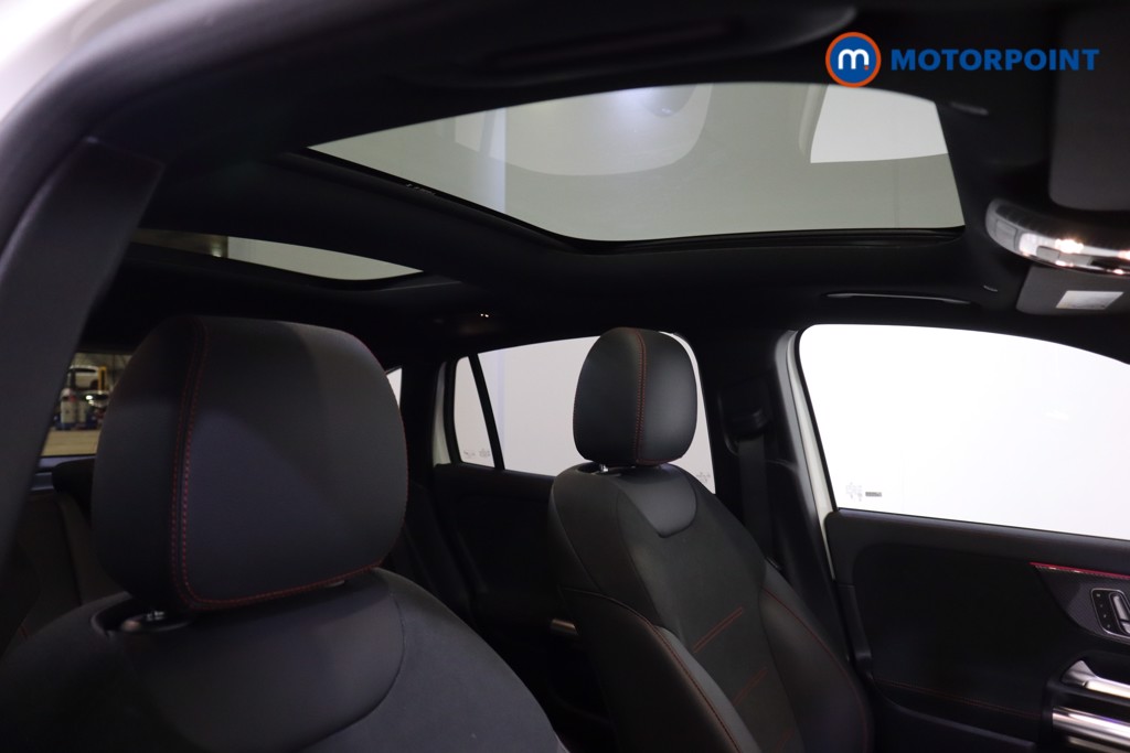 Mercedes-Benz GLA Amg Line Night Edition Automatic Petrol SUV - Stock Number (1629802) - 23rd supplementary image