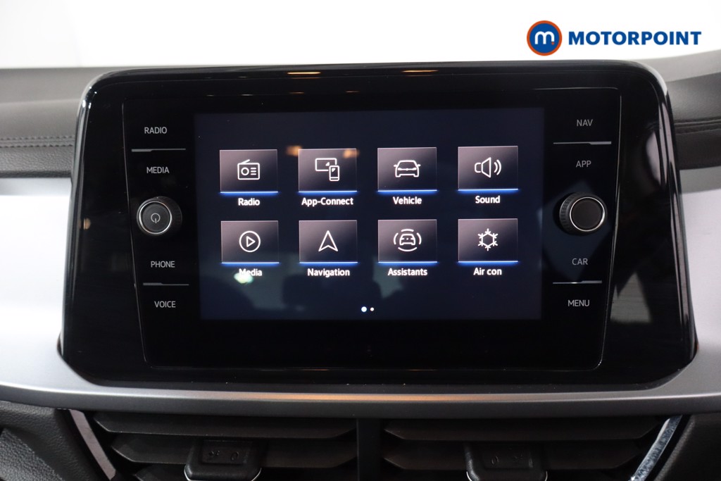 Volkswagen T-Roc Life Automatic Petrol SUV - Stock Number (1629876) - 2nd supplementary image