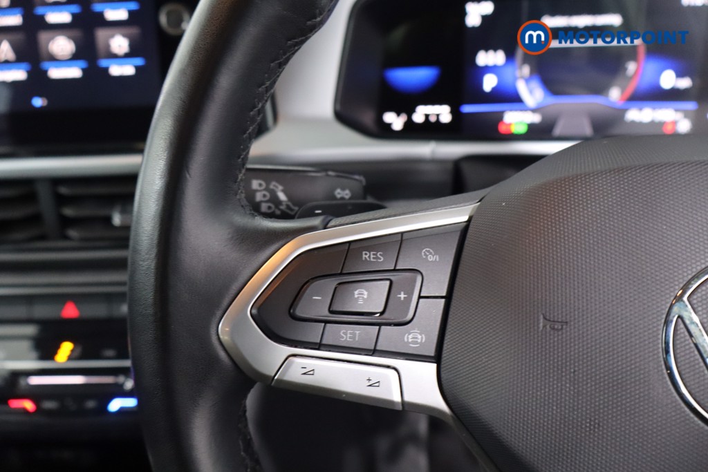 Volkswagen T-Roc Life Automatic Petrol SUV - Stock Number (1629876) - 7th supplementary image