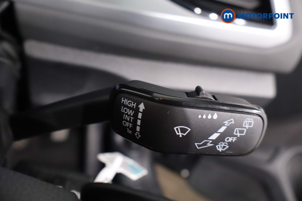 Volkswagen T-Roc Life Automatic Petrol SUV - Stock Number (1629876) - 15th supplementary image
