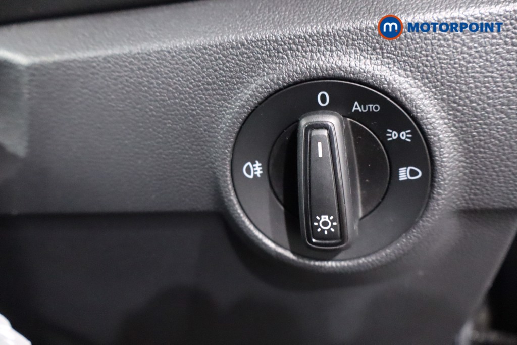 Volkswagen T-Roc Life Automatic Petrol SUV - Stock Number (1629876) - 17th supplementary image