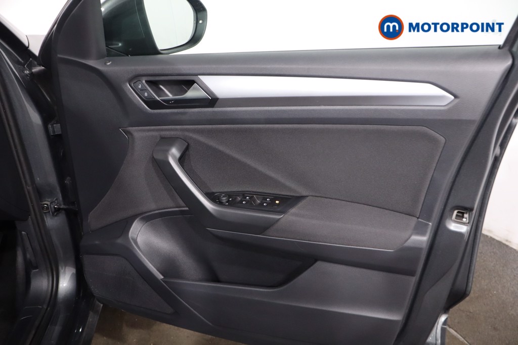 Volkswagen T-Roc Life Automatic Petrol SUV - Stock Number (1629876) - 22nd supplementary image