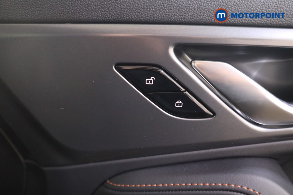 Mg Motor Uk HS Trophy Automatic Petrol-Electric Hybrid SUV - Stock Number (1629975) - 12th supplementary image