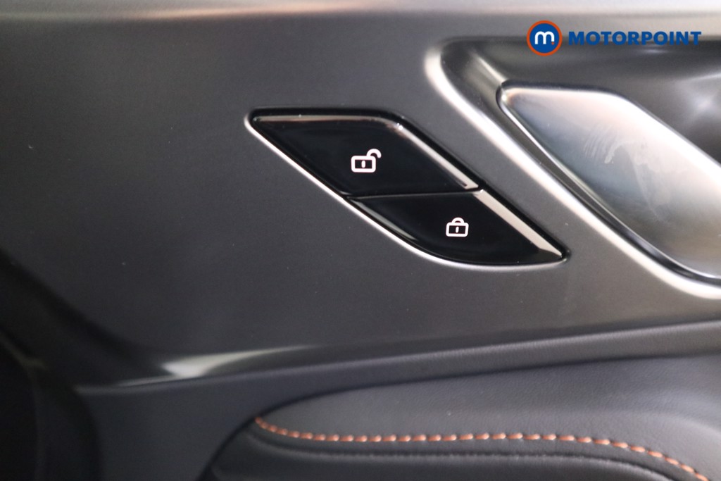 Mg Motor Uk HS Trophy Automatic Petrol-Electric Hybrid SUV - Stock Number (1630091) - 12th supplementary image