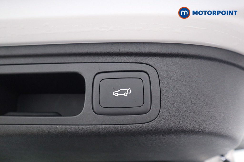 Mg Motor Uk HS Trophy Automatic Petrol-Electric Hybrid SUV - Stock Number (1630091) - 21st supplementary image