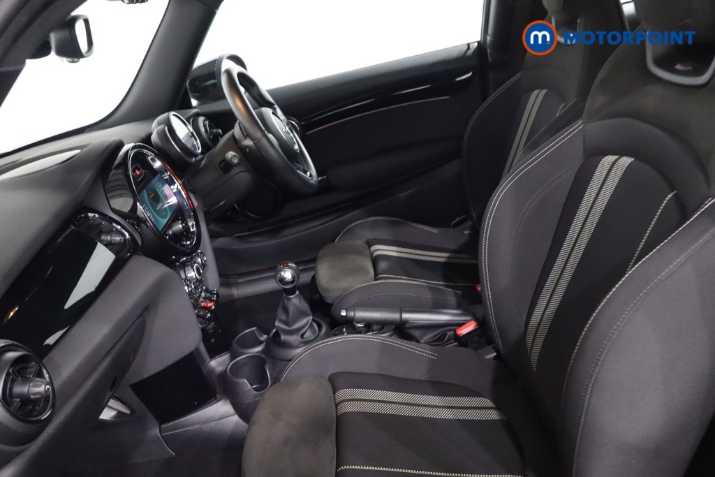 Mini Hatchback Cooper S Sport Manual Petrol Hatchback - Stock Number (1630585) - 4th supplementary image