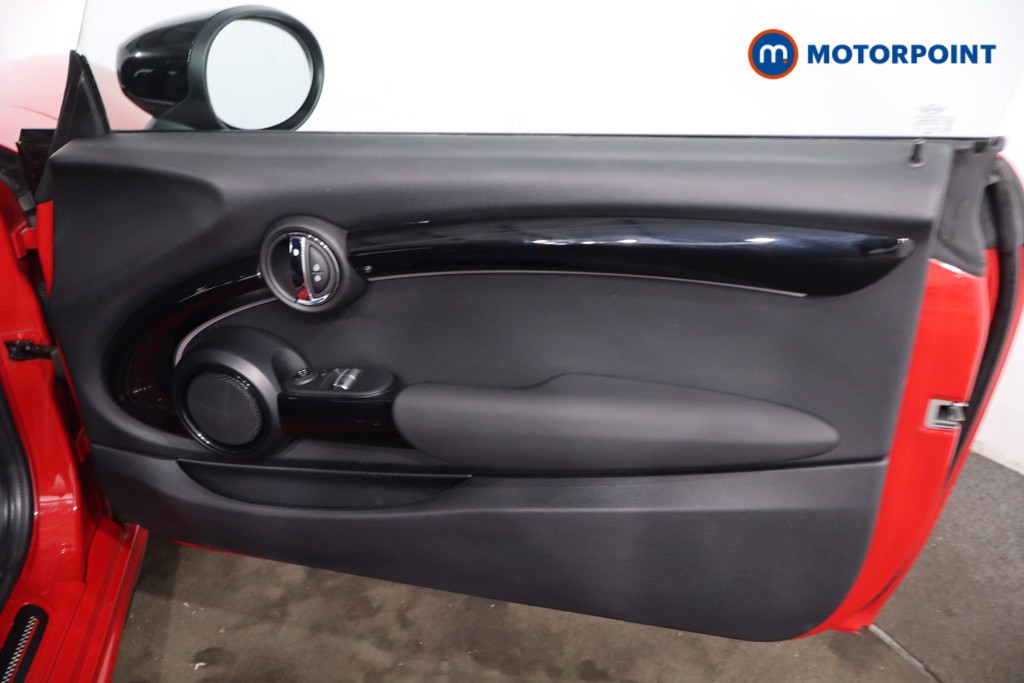 Mini Hatchback Cooper S Sport Manual Petrol Hatchback - Stock Number (1630585) - 27th supplementary image