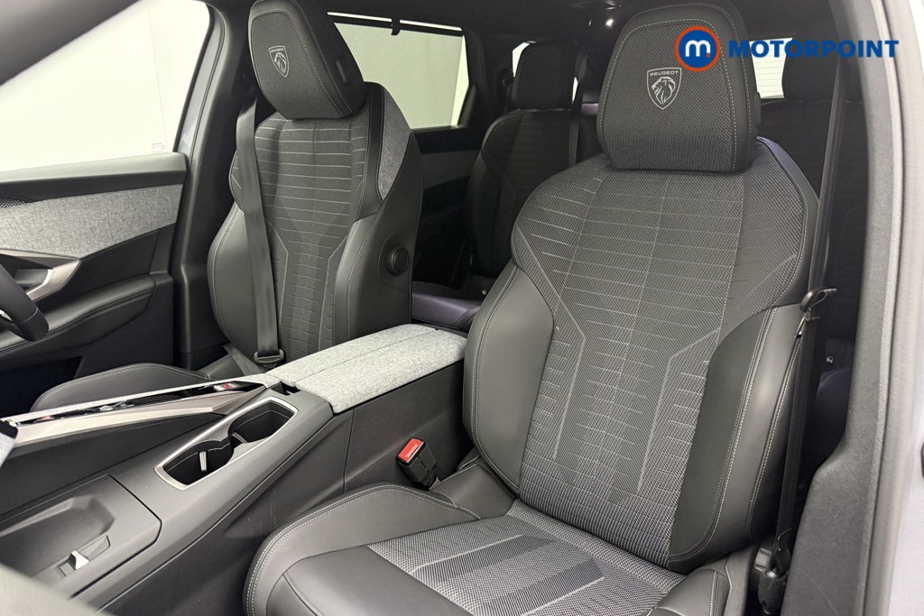 Peugeot 5008 GT Automatic Petrol SUV - Stock Number (1605651) - 3rd supplementary image