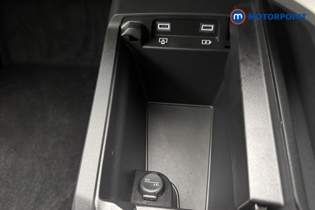 Peugeot 5008 GT Automatic Petrol SUV - Stock Number (1605651) - 17th supplementary image