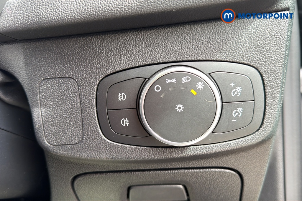 Ford Focus St-Line X Manual Diesel Hatchback - Stock Number (1610181) - 11th supplementary image