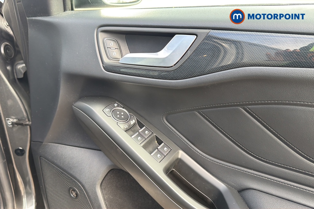 Ford Focus St-Line X Manual Diesel Hatchback - Stock Number (1610181) - 19th supplementary image