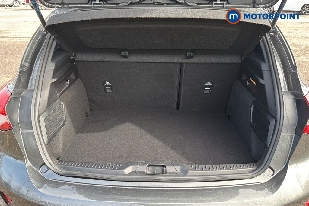 Ford Focus St-Line X Manual Diesel Hatchback - Stock Number (1610181) - 30th supplementary image