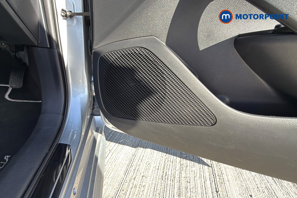 Toyota Corolla Icon Automatic Petrol-Electric Hybrid Estate - Stock Number (1611165) - 21st supplementary image