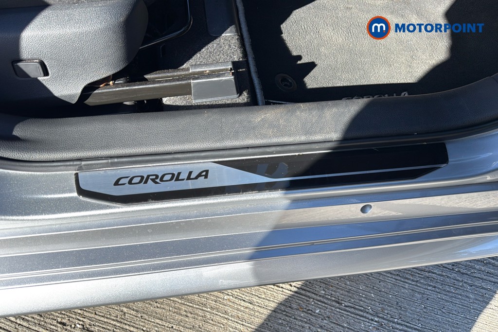 Toyota Corolla Icon Automatic Petrol-Electric Hybrid Estate - Stock Number (1611165) - 27th supplementary image